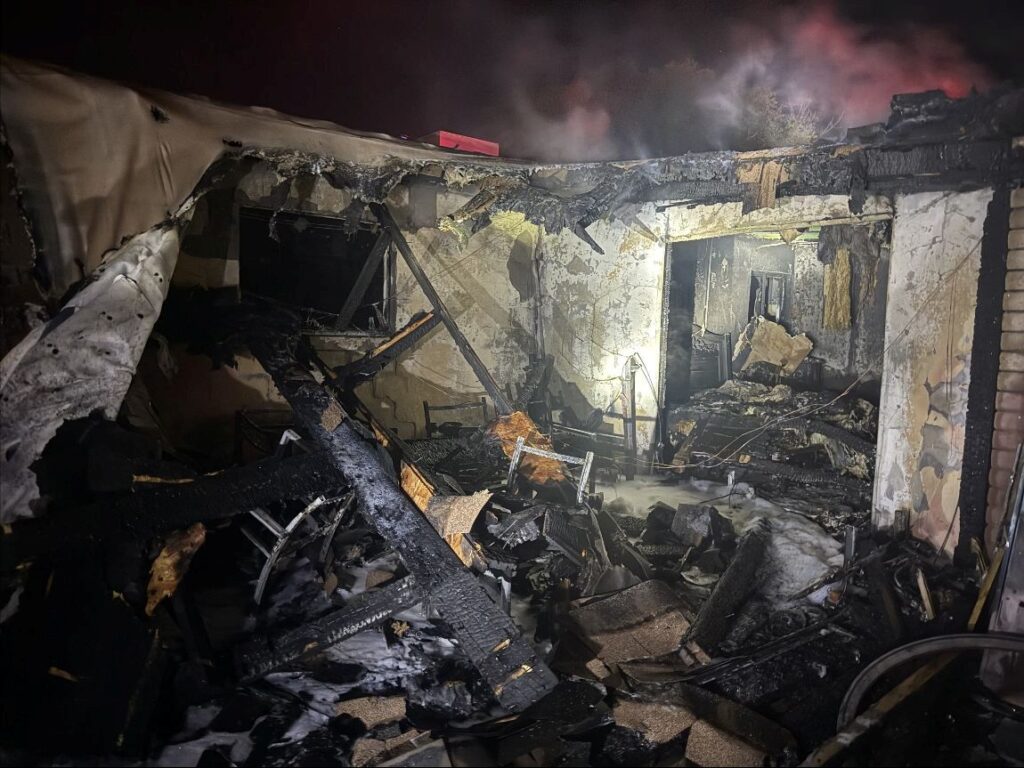 picture of damaged home from fire