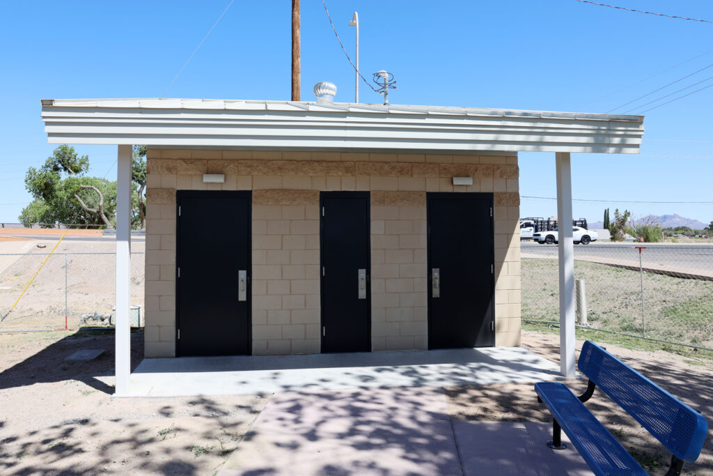Bathrooms at La Llorona Park